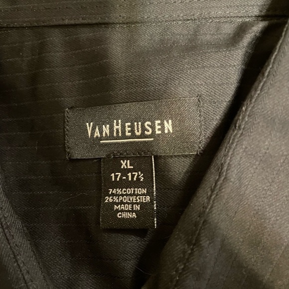 Van Heusen Black Long Sleeve Button Down Shirt Size XL NWT - Picture 2 of 2